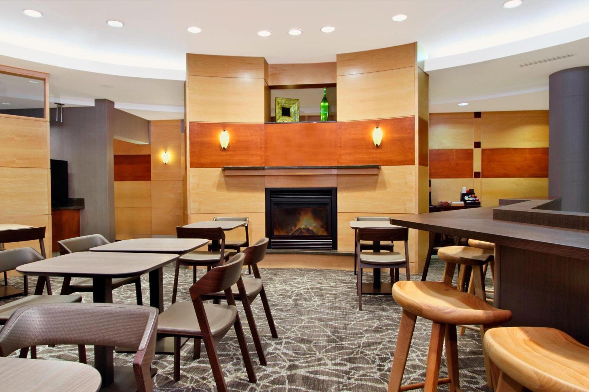 Springhill Suites Phoenix Glendale Sports & Entertainment District Bagian luar foto